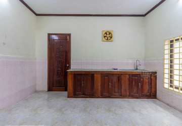 5 Bedroom House For Rent - Svay Dangkum, Siem Reap thumbnail