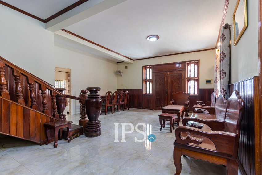 5 Bedroom House For Rent - Svay Dangkum, Siem Reap