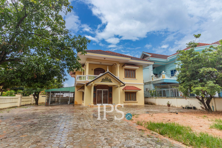 5 Bedroom House For Rent - Svay Dangkum, Siem Reap