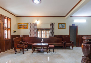 5 Bedroom House For Rent - Svay Dangkum, Siem Reap thumbnail