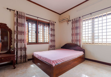 5 Bedroom House For Rent - Svay Dangkum, Siem Reap thumbnail