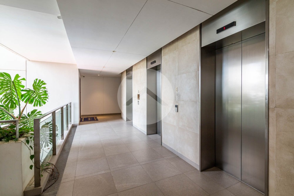 9th Floor 1 Bedroom Condo For Sale - Embassy Central, BKK1, Phnom Penh - Image 12