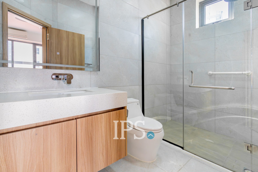 2 Bedroom Serviced Apartment For Rent - Tonle Bassac, Phnom Penh