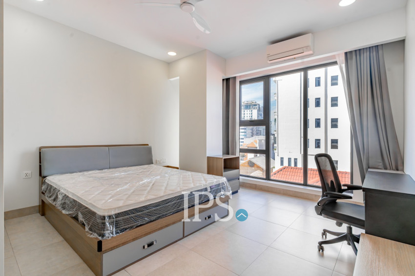 2 Bedroom Serviced Apartment For Rent - Tonle Bassac, Phnom Penh