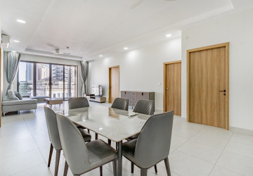 3 Bedroom Serviced Apartment For Rent - Tonle Bassac, Phnom Penh thumbnail