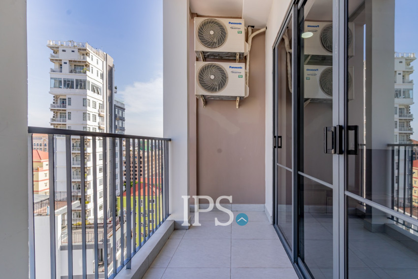 3 Bedroom Serviced Apartment For Rent - Tonle Bassac, Phnom Penh
