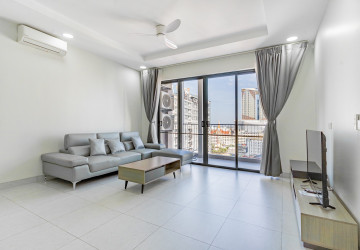 3 Bedroom Serviced Apartment For Rent - Tonle Bassac, Phnom Penh thumbnail