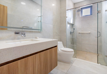 3 Bedroom Serviced Apartment For Rent - Tonle Bassac, Phnom Penh thumbnail