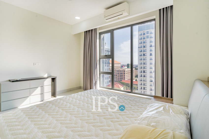 3 Bedroom Serviced Apartment For Rent - Tonle Bassac, Phnom Penh
