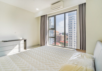 3 Bedroom Serviced Apartment For Rent - Tonle Bassac, Phnom Penh thumbnail