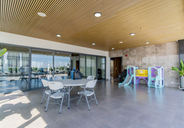 3 Bedroom Serviced Apartment For Rent - Tonle Bassac, Phnom Penh thumbnail