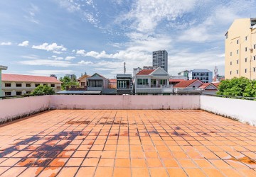 5 Bedroom Villa For Rent - Toul Kork, Phnom Penh thumbnail