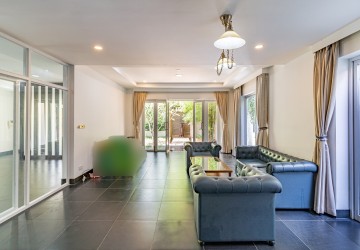 5 Bedroom Villa For Rent - Toul Kork, Phnom Penh thumbnail