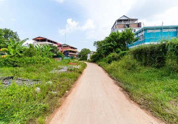 1,073 Sqm Commercial Land For Sale - Sala Kamreuk, Siem Reap thumbnail