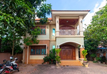 5 Bedroom Villa For Rent - Svay Dangkum, Siem Reap thumbnail