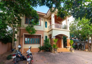 5 Bedroom Villa For Rent - Svay Dangkum, Siem Reap thumbnail