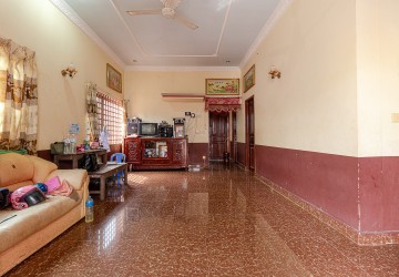 4 Bedroom House For Sale - Svay Dangkum, Siem Reap thumbnail