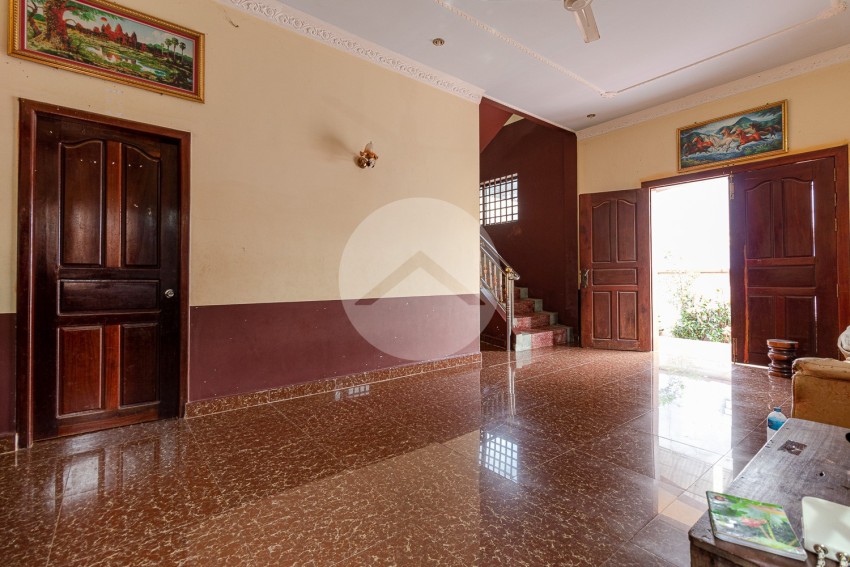 4 Bedroom House For Sale - Svay Dangkum, Siem Reap