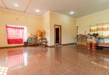 4 Bedroom House For Sale - Svay Dangkum, Siem Reap thumbnail