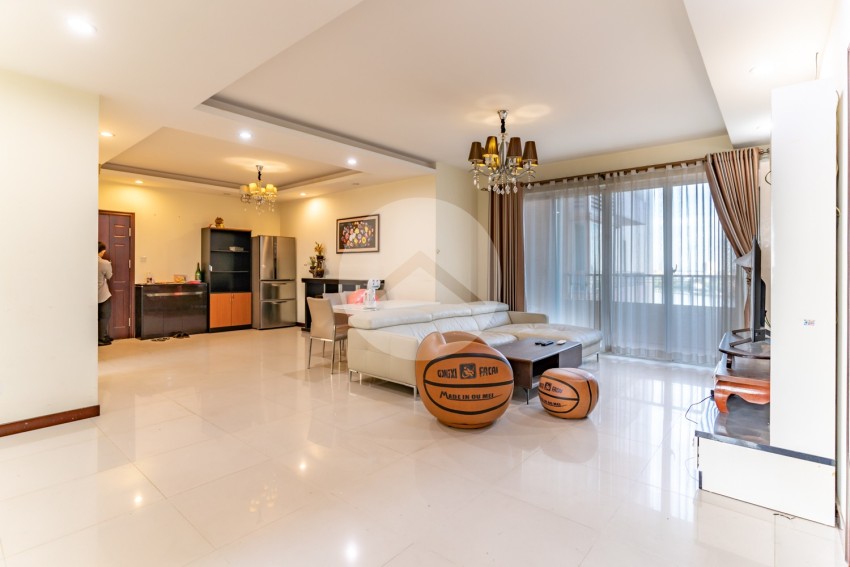 3 Bedroom Condo For Rent - Rose Condo, Tonle Bassac, Phnom Penh