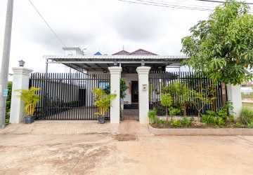 2 Bedroom House For Sale - Svay Dangkum, Siem Reap thumbnail