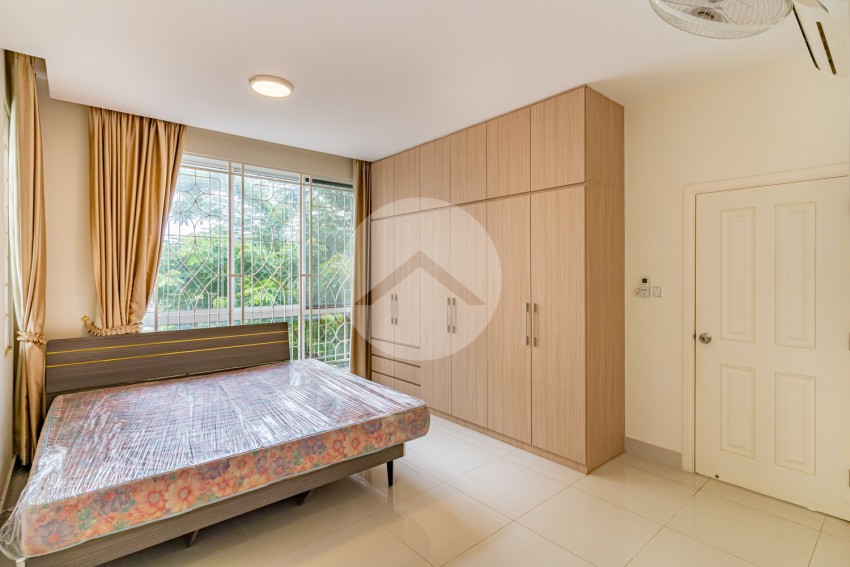 5 Bedroom Villa For Rent - Borey Peng Huoth Euroville, Chbar Ampov, Phnom Penh