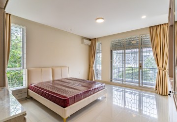 5 Bedroom Villa For Rent - Borey Peng Huoth Euroville, Chbar Ampov, Phnom Penh thumbnail