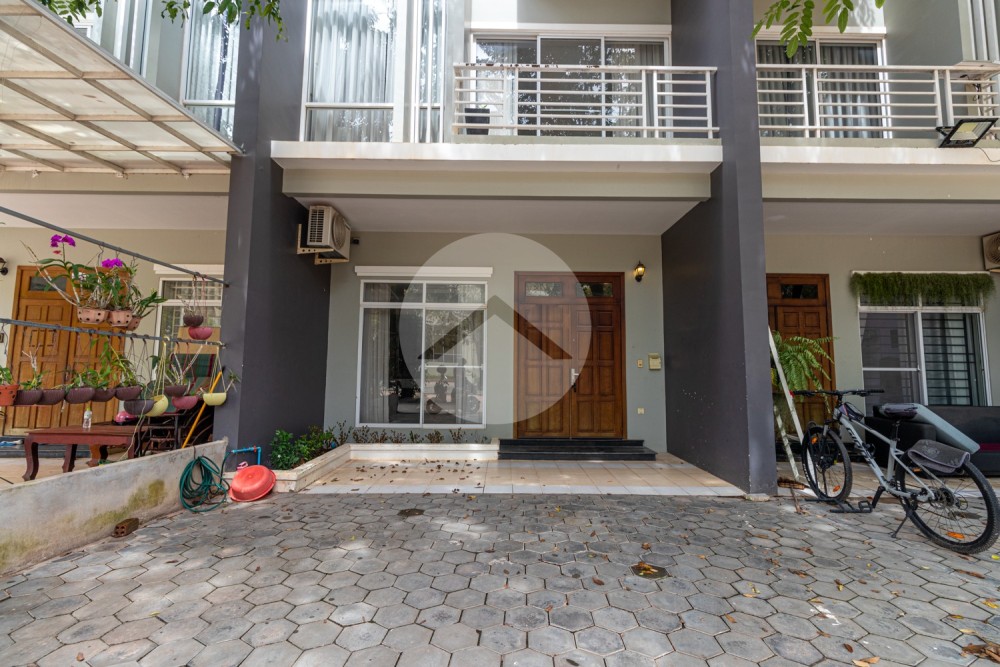 3 Bedroom House For Rent - Svay Dangkum, Siem Reap - Image 29