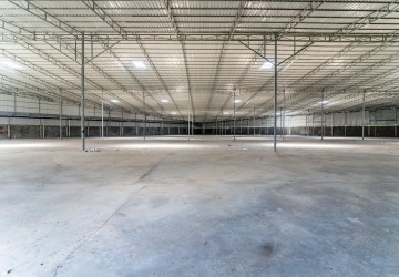 3,100 Sqm Warehouse For Rent - Cheung Aek, Phnom Penh thumbnail