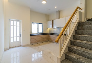 4 Bedroom Shophouse For Sale - Peng Hout The Star Diamond, Meanchey, Phnom Penh thumbnail