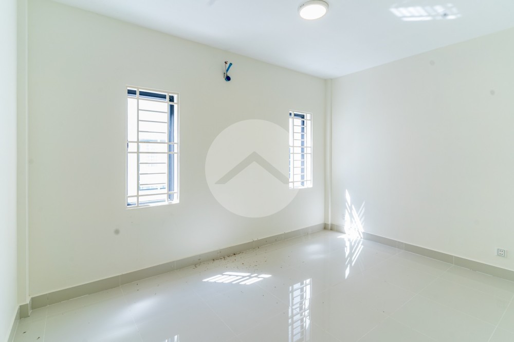 4 Bedroom Shophouse For Sale - Peng Hout The Star Diamond, Meanchey, Phnom Penh - Image 7 4 Bedroom Shophouse For Sale - Peng Hout The Star Diamond, Meanchey, Phnom Penh - Image 7