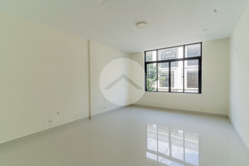 4 Bedroom Shophouse For Sale - Peng Hout The Star Diamond, Meanchey, Phnom Penh - Image 8 4 Bedroom Shophouse For Sale - Peng Hout The Star Diamond, Meanchey, Phnom Penh - Image 8