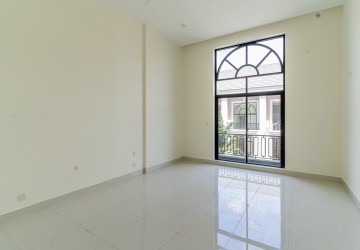 4 Bedroom Shophouse For Sale - Peng Hout The Star Diamond, Meanchey, Phnom Penh thumbnail