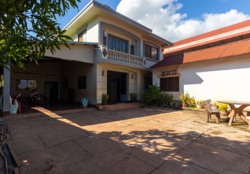 8 Bedroom House For Sale - Svay Dangkum, Siem Reap thumbnail