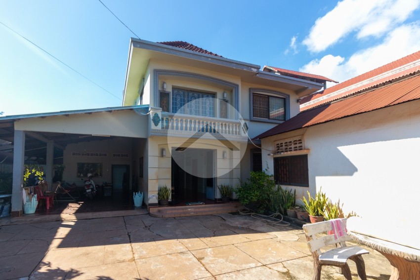 8 Bedroom House For Sale - Svay Dangkum, Siem Reap