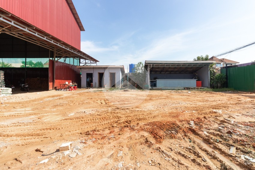 625 Sqm Warehouse For Rent -Svay Dangkum, Siem Reap