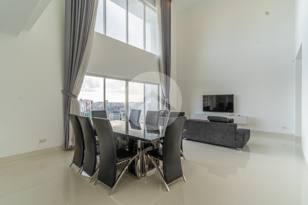 Duplex 4 Bedroom Serviced Penthouse For Rent - Tumnup Teuk, Phnom Penh - Image 2