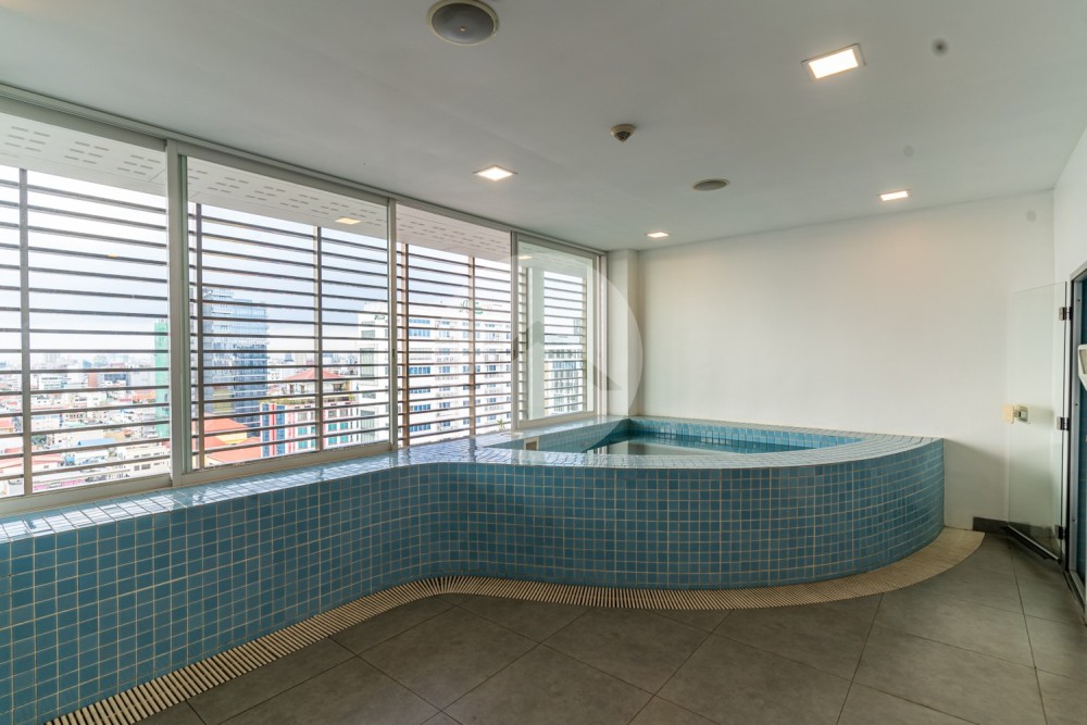 Duplex 4 Bedroom Serviced Penthouse For Rent - Tumnup Teuk, Phnom Penh - Image 30