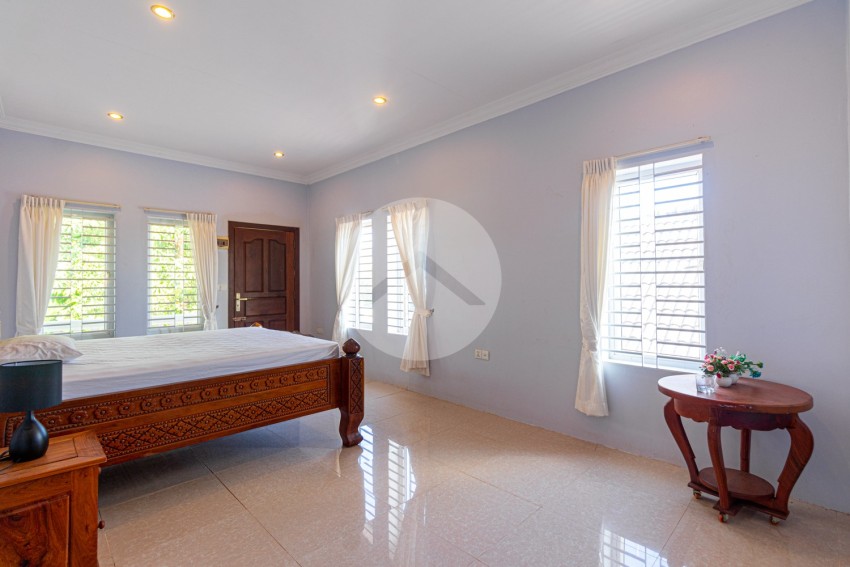 4 Bedroom House For Sale - Svay Dangkum, Siem Reap