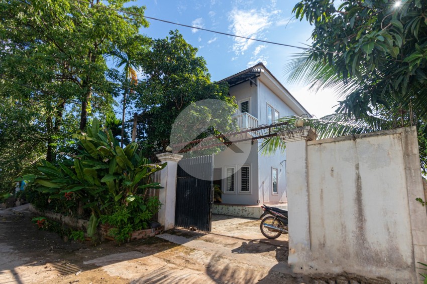 4 Bedroom House For Sale - Svay Dangkum, Siem Reap