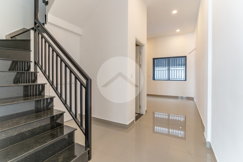 4 Bedroom  Shophouse  For Rent - Chip Mong 6A, Chroy Changvar, Phnom Penh