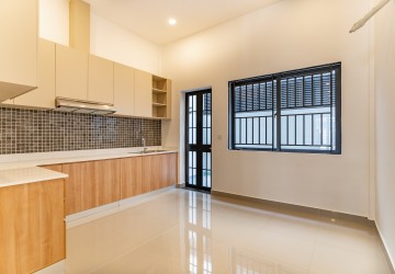 4 Bedroom  Shophouse  For Rent - Chip Mong 6A, Chroy Changvar, Phnom Penh thumbnail