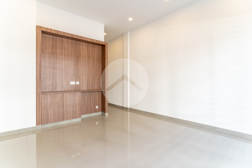 4 Bedroom  Shophouse  For Rent - Chip Mong 6A, Chroy Changvar, Phnom Penh