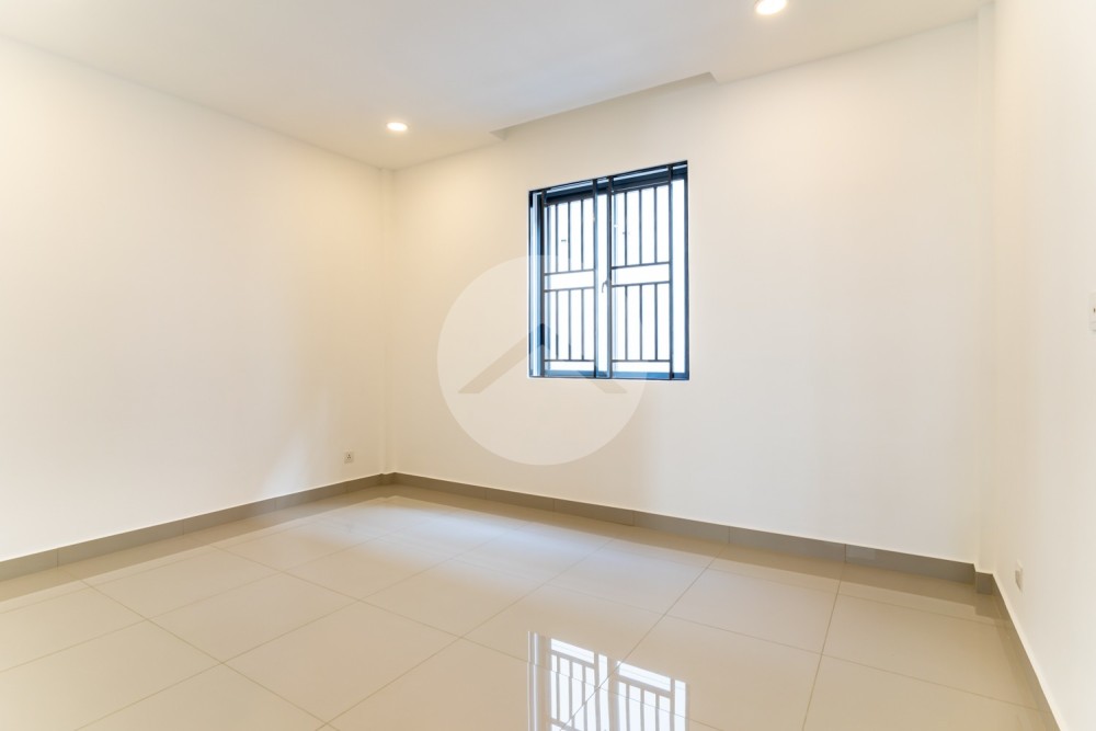 4 Bedroom Shophouse For Rent - Chip Mong 6A, Chroy Changvar, Phnom Penh - Image 12 4 Bedroom Shophouse For Rent - Chip Mong 6A, Chroy Changvar, Phnom Penh - Image 12