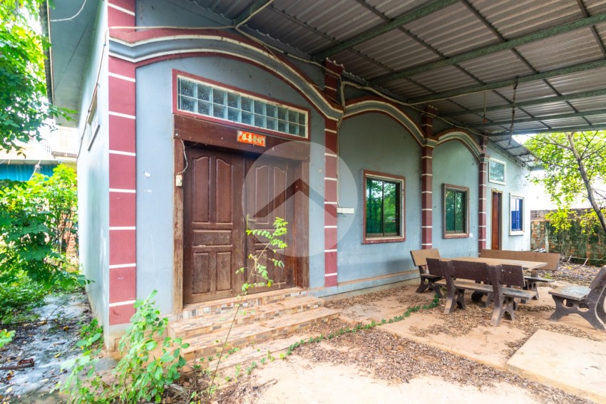 2 Bedroom House For Sale - Sangkat Siem Reap, Siem Reap