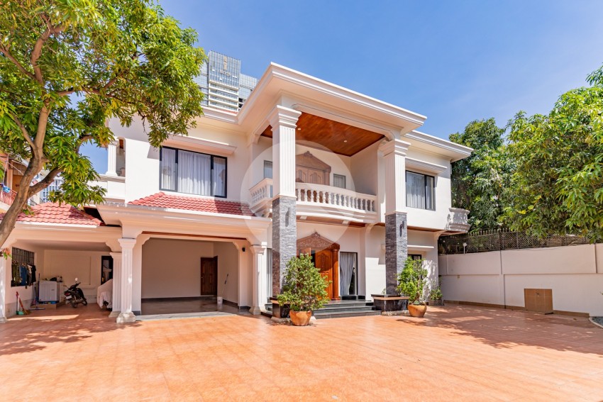 5 Bedroom Villa For Rent - Toul Kork, Phnom Penh