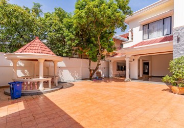 5 Bedroom Villa For Rent - Toul Kork, Phnom Penh thumbnail