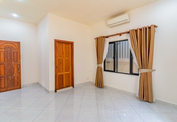 5 Bedroom Villa For Rent - Toul Kork, Phnom Penh thumbnail