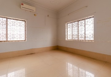 12 Bedroom Guest House For Rent - National Road 6, Svay Dangkum, Siem Reap thumbnail