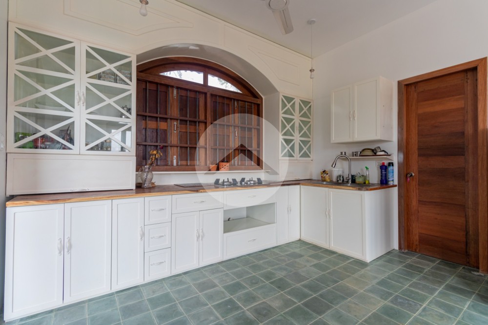 30 Sqm Office Space For Rent - Svay Dangkum, Siem Reap - Image 11